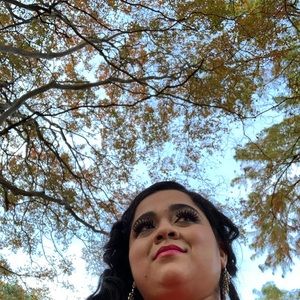 Meet your Posher, Antonia